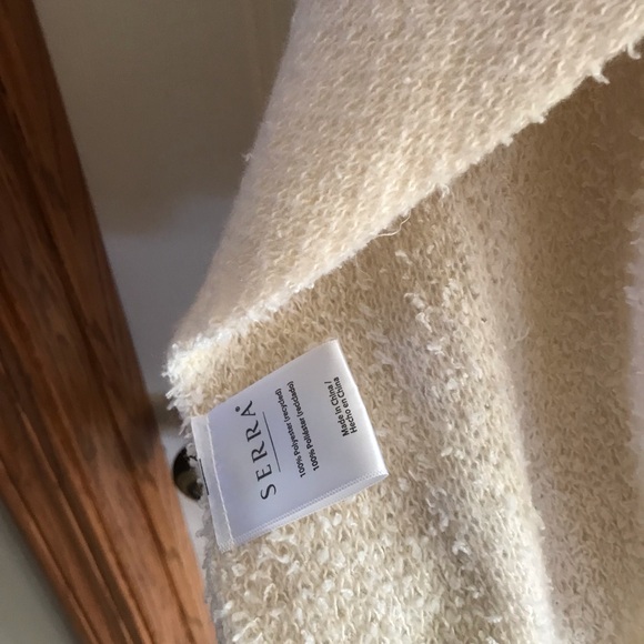 Serra Ivory Textured Shawl - Picture 6 of 7